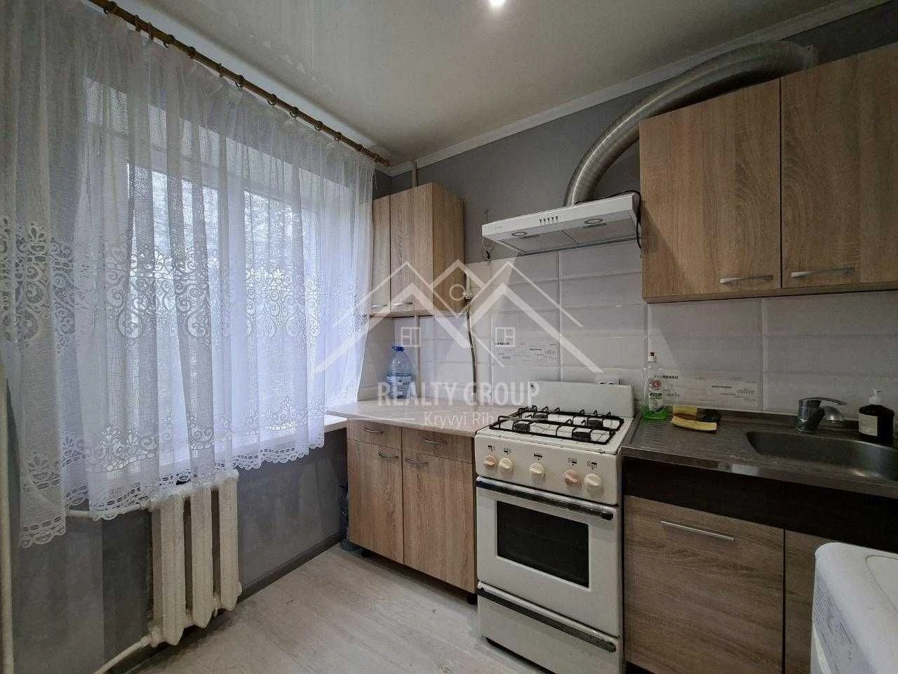 Продаж 1-кімнатної квартири на вул. Соборності (Косіора)