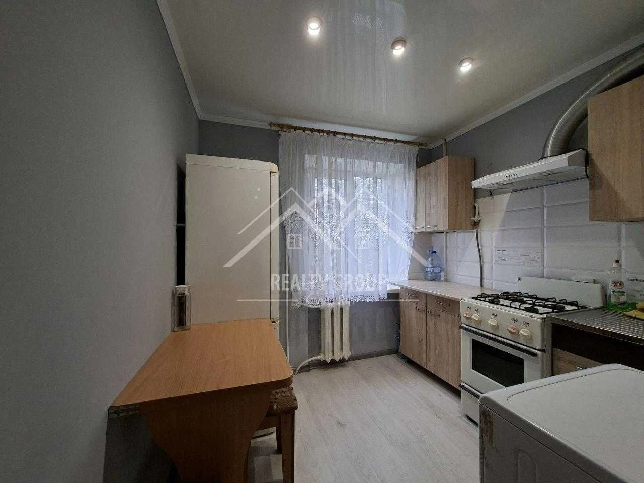 Продаж 1-кімнатної квартири на вул. Соборності (Косіора)
