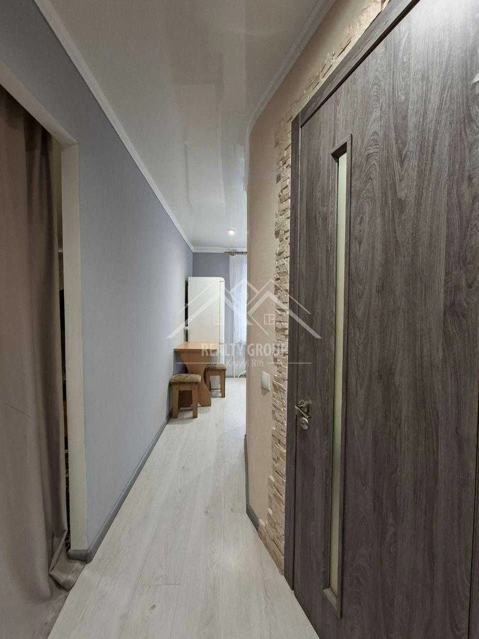 Продаж 1-кімнатної квартири на вул. Соборності (Косіора)