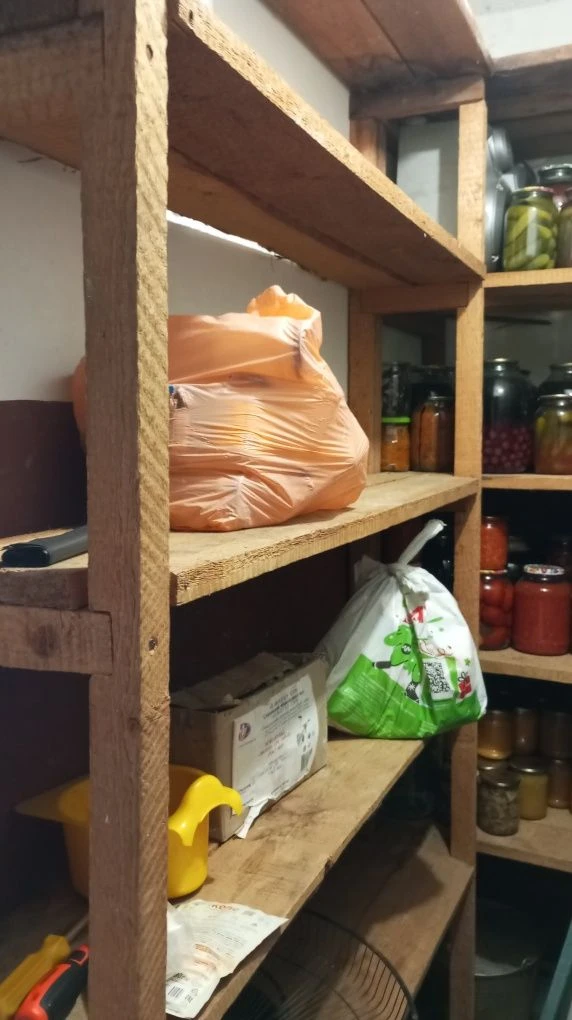 Продається 2-кімнатна квартира в Чешку