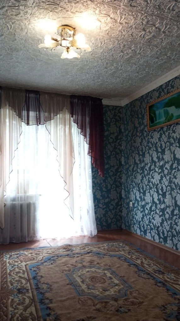 Продається 2-кімнатна квартира в Чешку