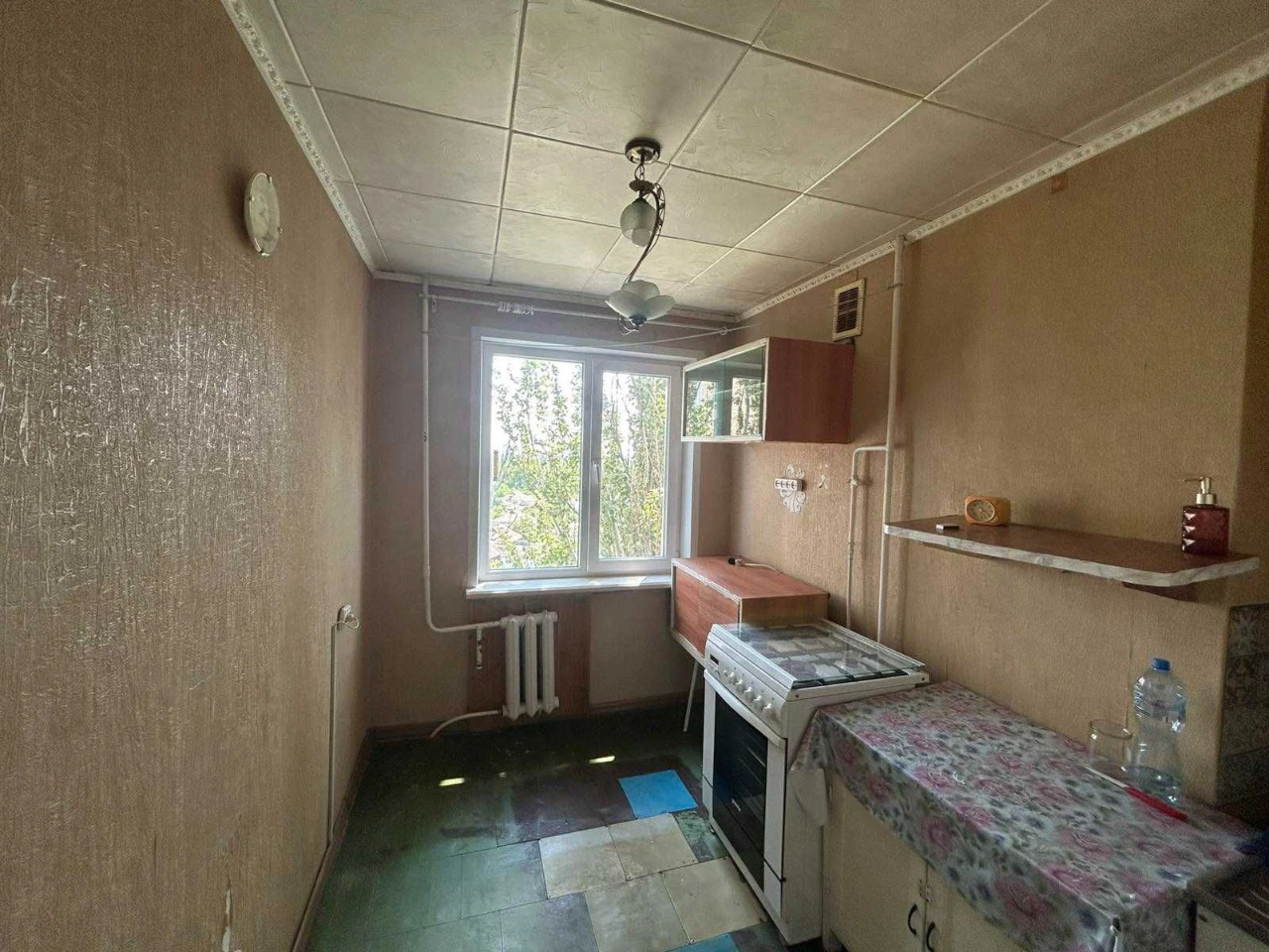 Продається 3-кімнатна квартира в Покровському районі