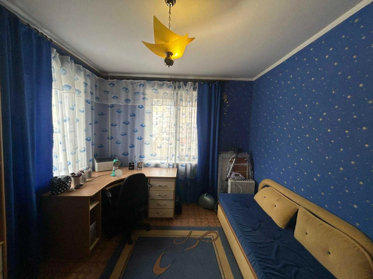 Продаж чудовоï трьохкімнатнï квартири в Довгинцівському районі