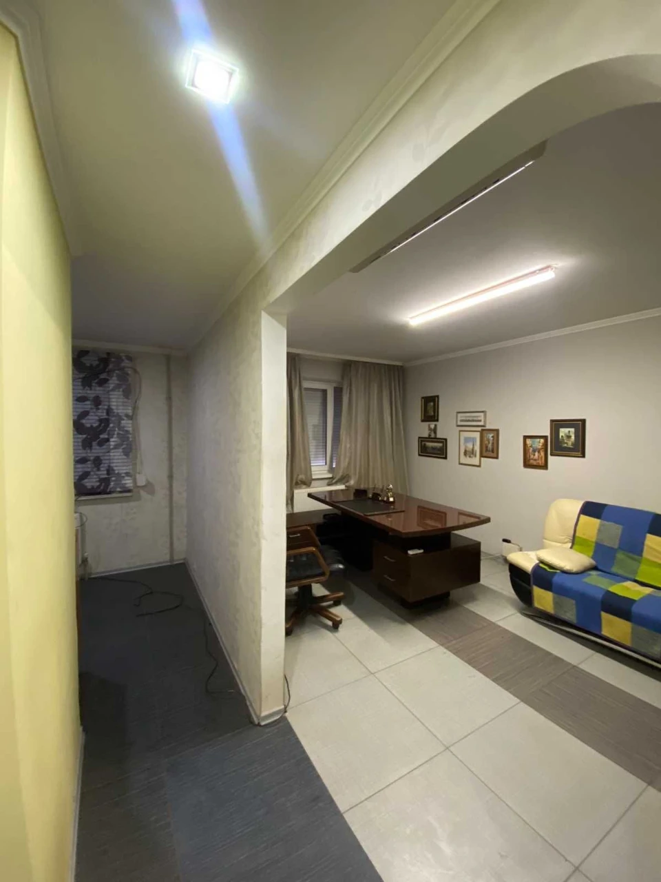 Sale of 3-room apartment with separate entrance, ground floor