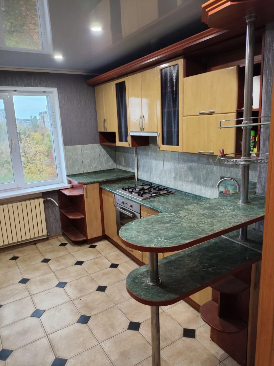 Продам 4 комнатную чешку юбилейная