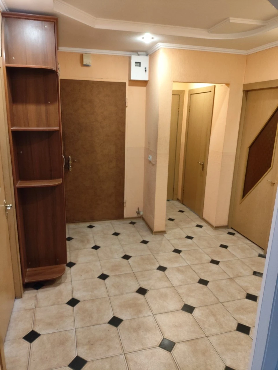Продам 4 комнатную чешку юбилейная