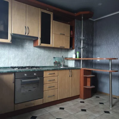 Продам 4 комнатную чешку юбилейная