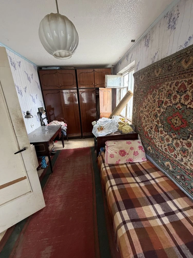For sale: 2-bedroom apartment on Cosioar Ring.