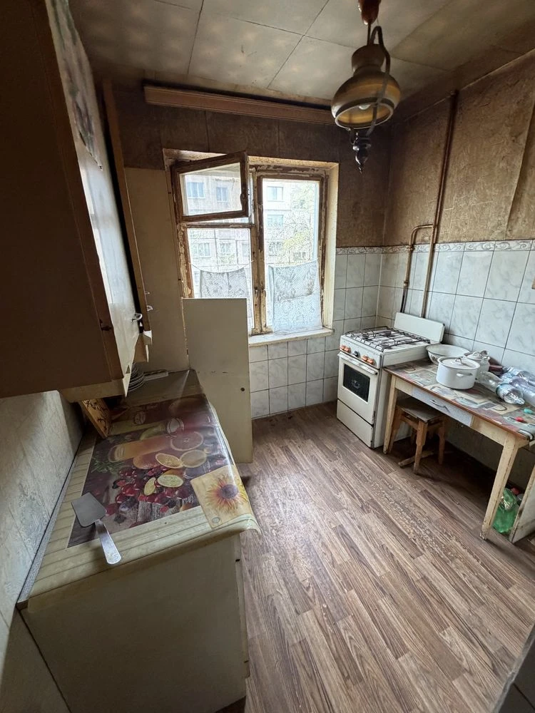 For sale: 2-bedroom apartment on Cosioar Ring.