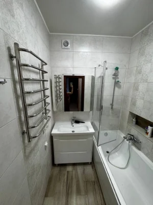 APARTMENT FOR SALE - 3-room Apartment in a courtyard near the Универмаг (Univermag)