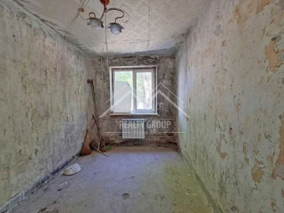 Sale of a 3-room apartment on Sobornosti Street