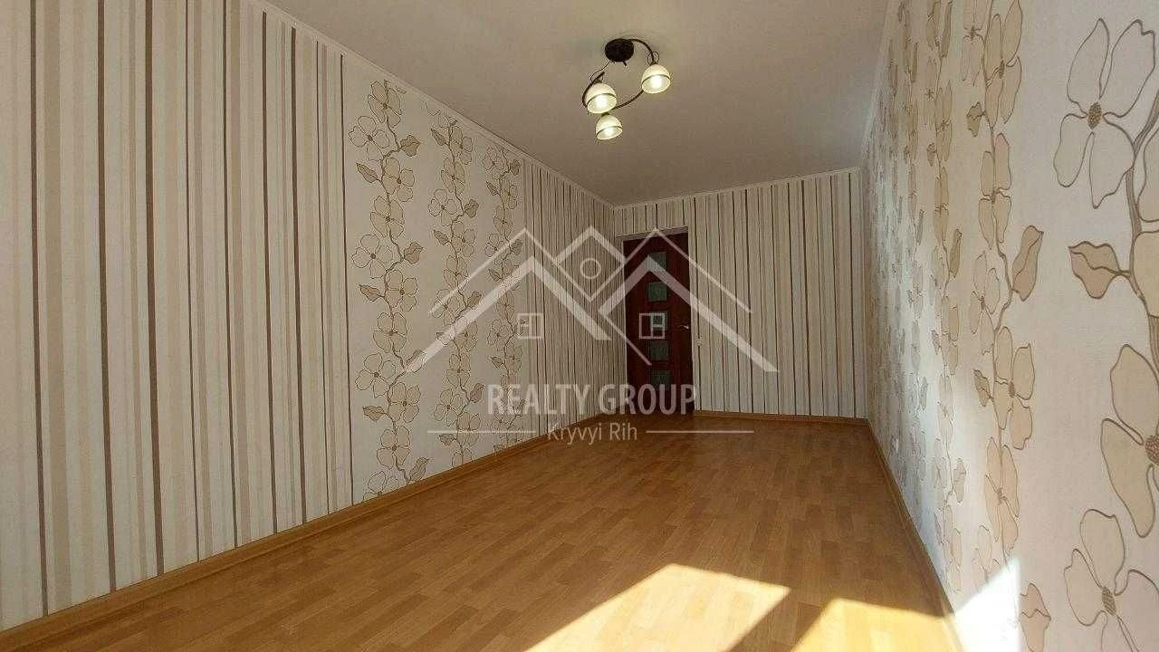 Продаж 3-кімнатній квартири в ЦМ р-ні, біля річки та парковки
