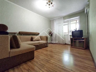 Продаж 3-кімнатного житла в Покровському районі
