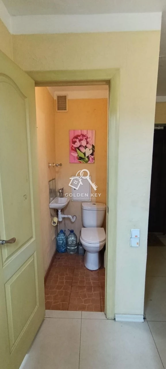 Sale of a 2-room apartment on Artem Plaza