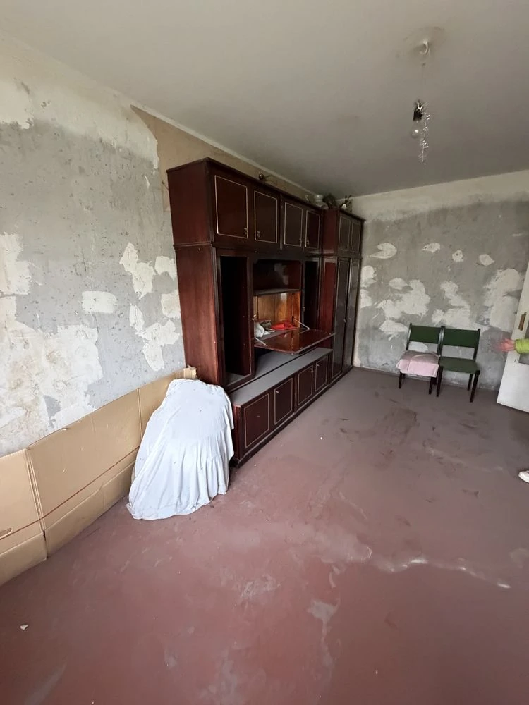 One-bedroom apartment for sale in the Hirnytsky microdistrict