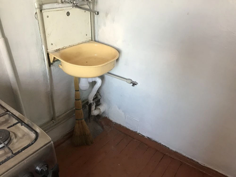 For Sale: 2-room apartment on Ulitsa Shepkin 2, 44th district