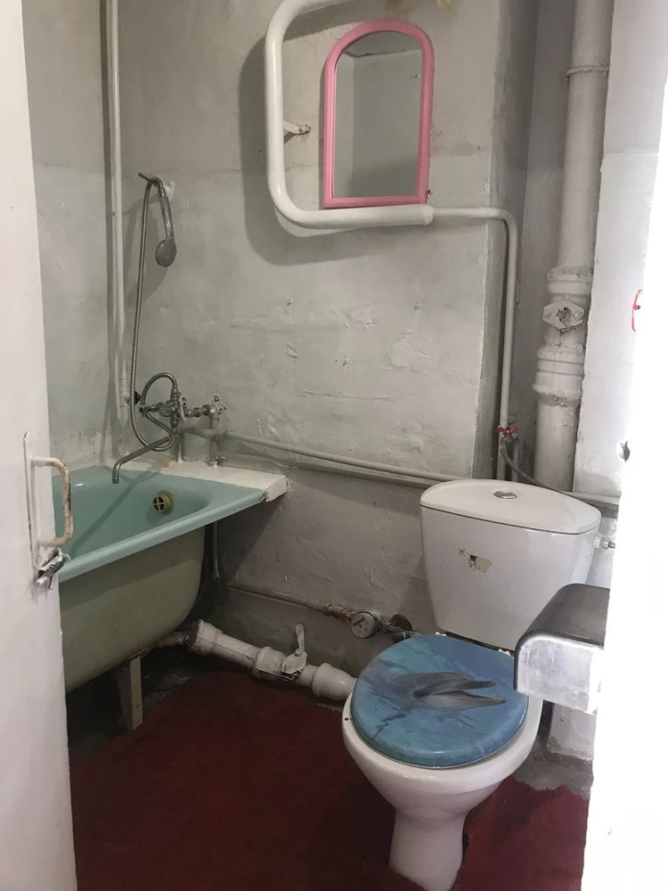 For Sale: 2-room apartment on Ulitsa Shepkin 2, 44th district