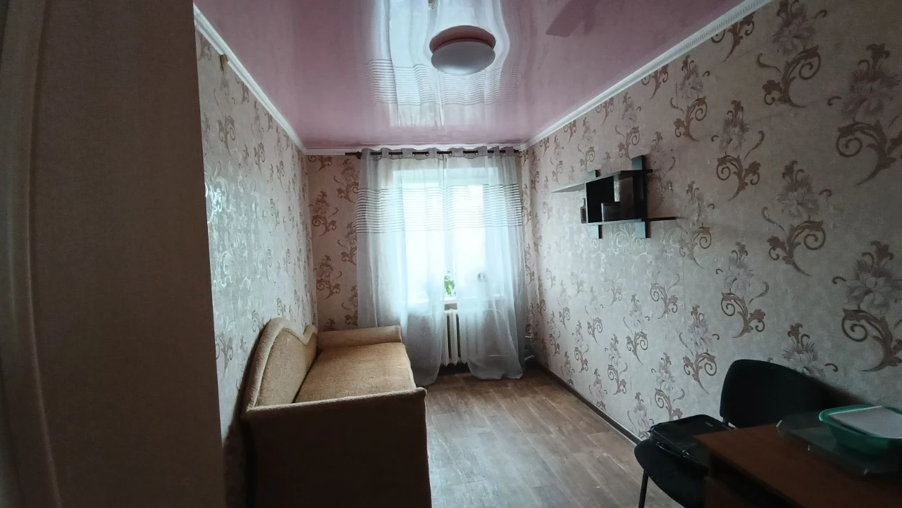 Продається терміново 3-кімнатна квартира, вул. Соборності