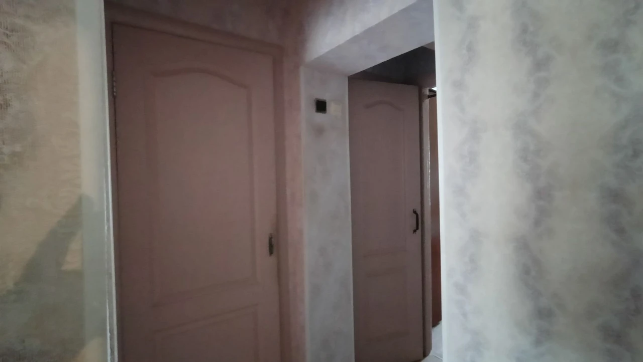 Продається терміново 3-кімнатна квартира, вул. Соборності