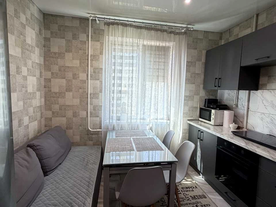 Apartment. Kryvyi Rih, European Boulevard (Kirova)