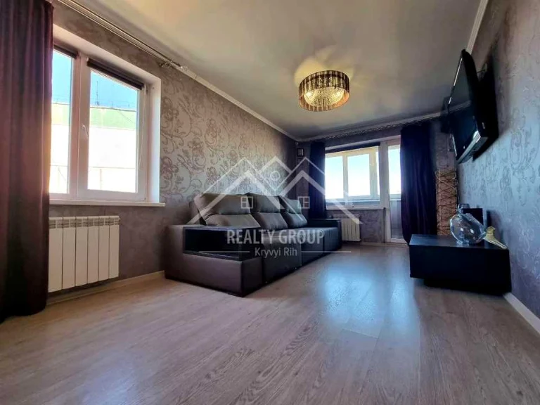 Apartment. Kryvyi Rih, Ukrainian Street