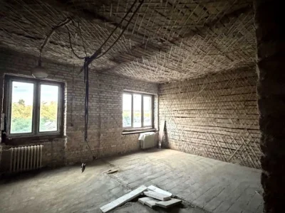 Apartment. Kryvyi Rih, Komerciyna Vulytsia (Yanova)