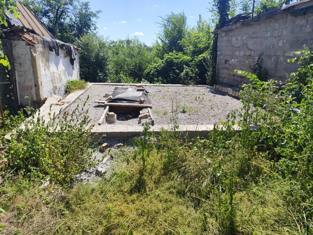 Продається 2-кімнатна квартира в районі зупинки «Сурікова»