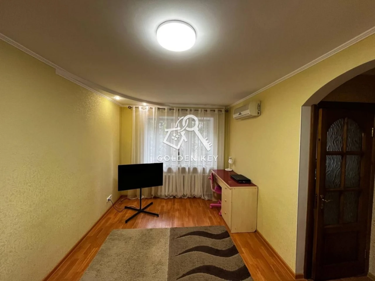 Two-bedroom apartment for sale, Ponds