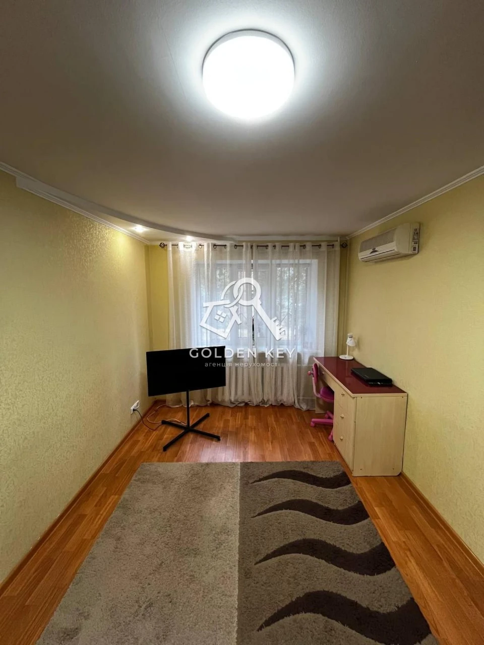 Two-bedroom apartment for sale, Ponds