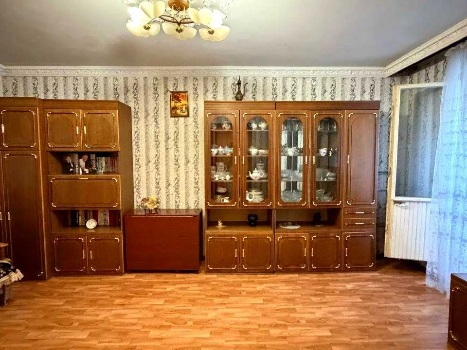 Квартира. Кривий Ріг, Вечірній проспект.