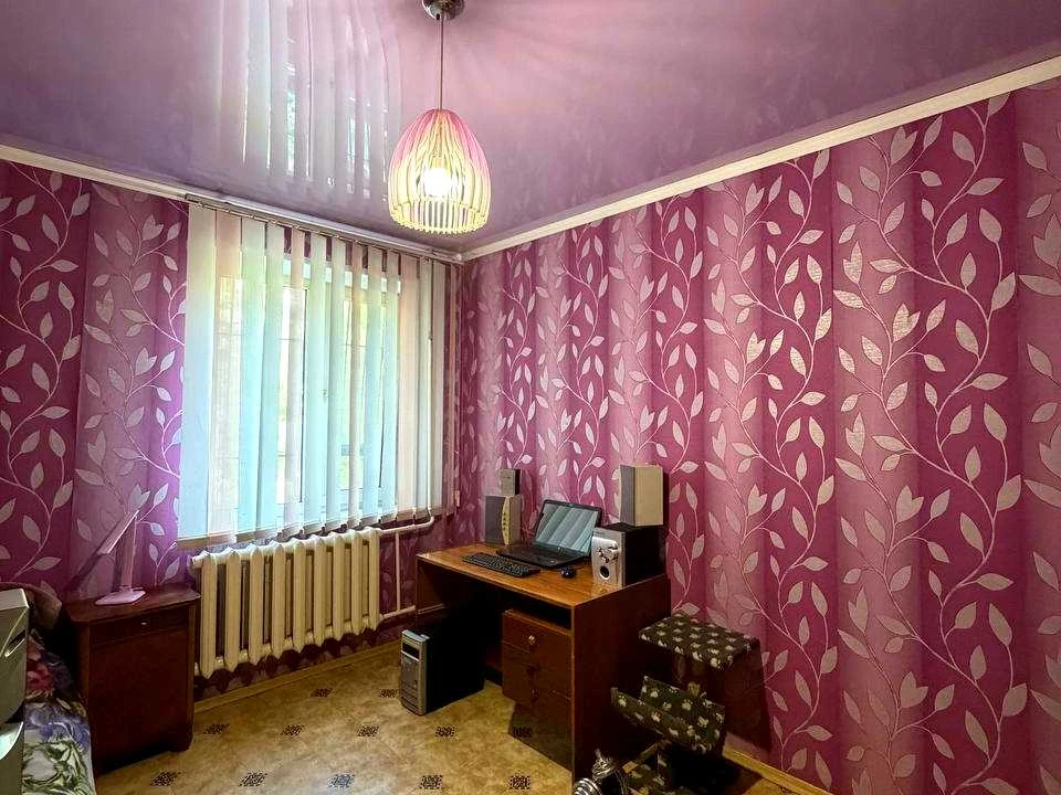 Квартира. Кривий Ріг, Вечірній проспект.
