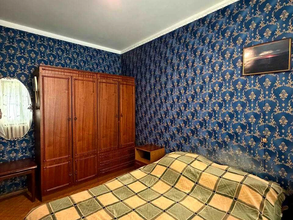 Квартира. Кривий Ріг, Вечірній проспект.
