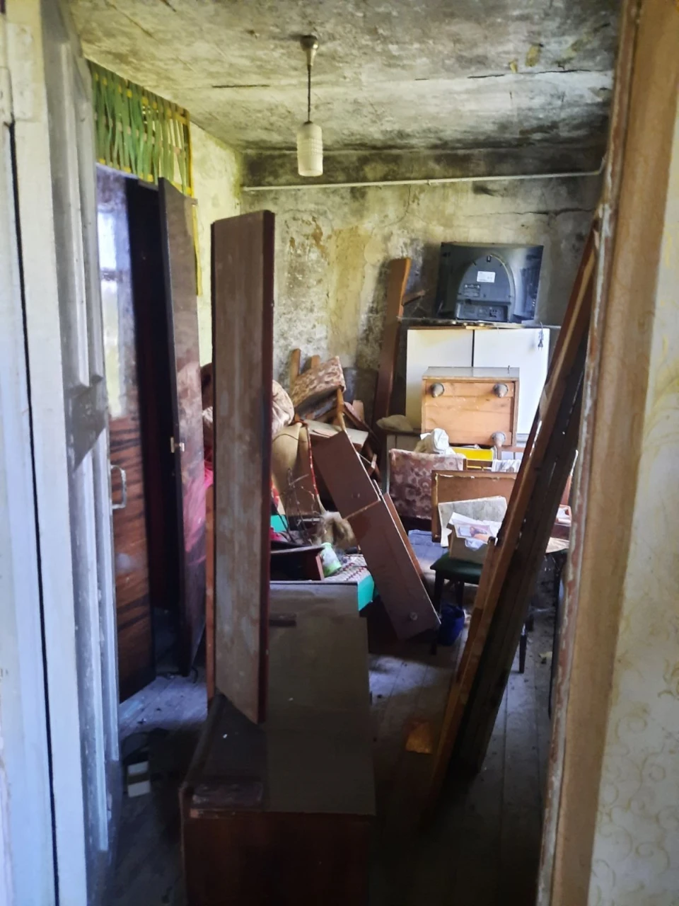 For Sale: 3-bedroom apartment