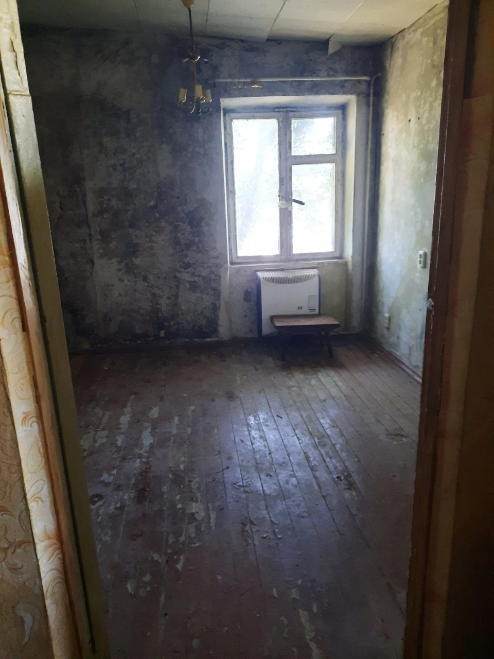 For Sale: 3-bedroom apartment