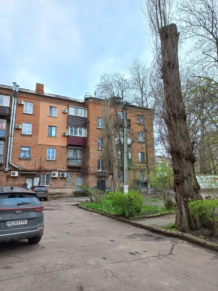 Продам 1к квартиру  20квартал