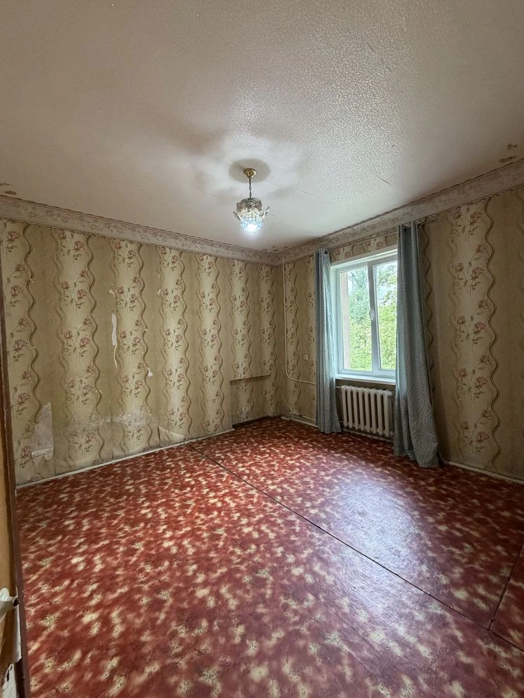 Продам Трехкомнатную квартиру у.Галатова Соцгород Металургич