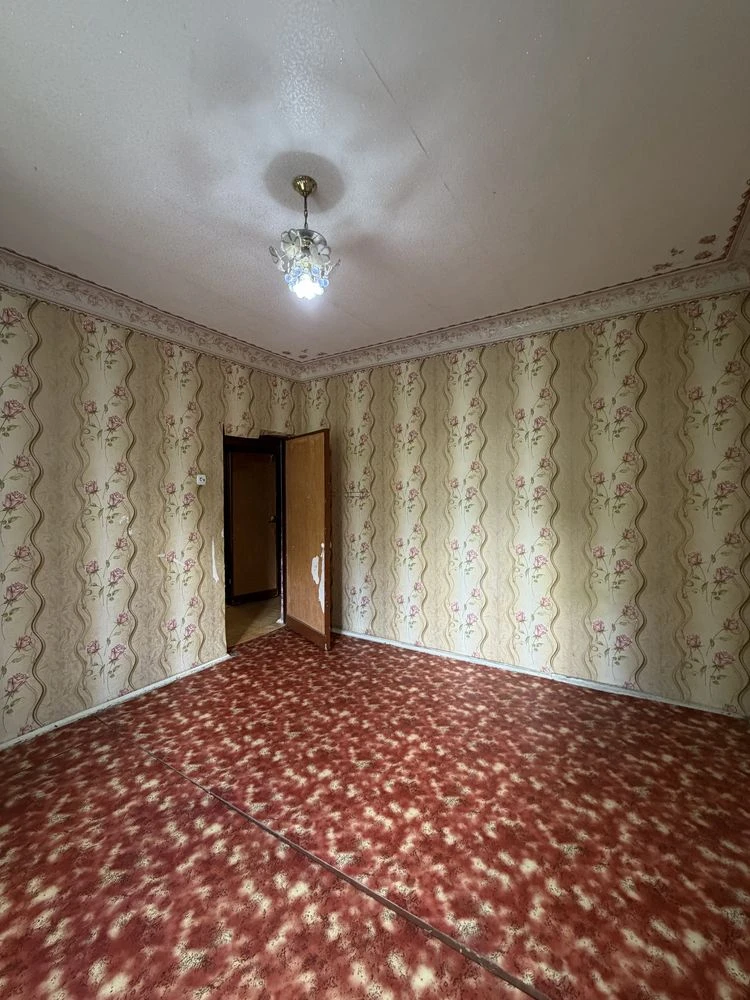Продам Трехкомнатную квартиру у.Галатова Соцгород Металургич