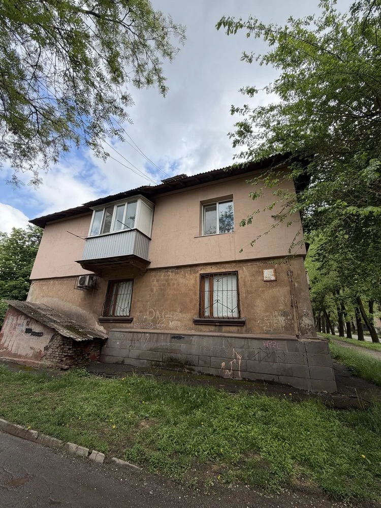 Продам Трехкомнатную квартиру у.Галатова Соцгород Металургич