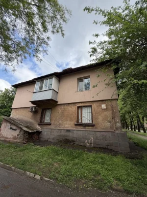 Продам Трехкомнатную квартиру у.Галатова Соцгород Металургич