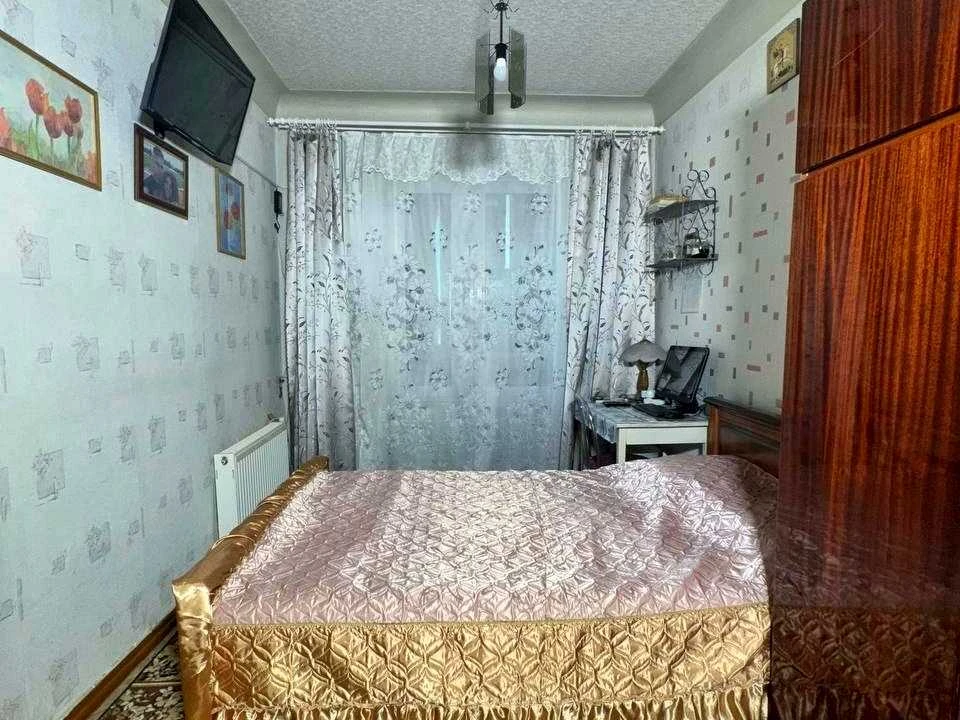 Apartment. Fedor Karaman Ts Street, 19, Kryvyi Rih