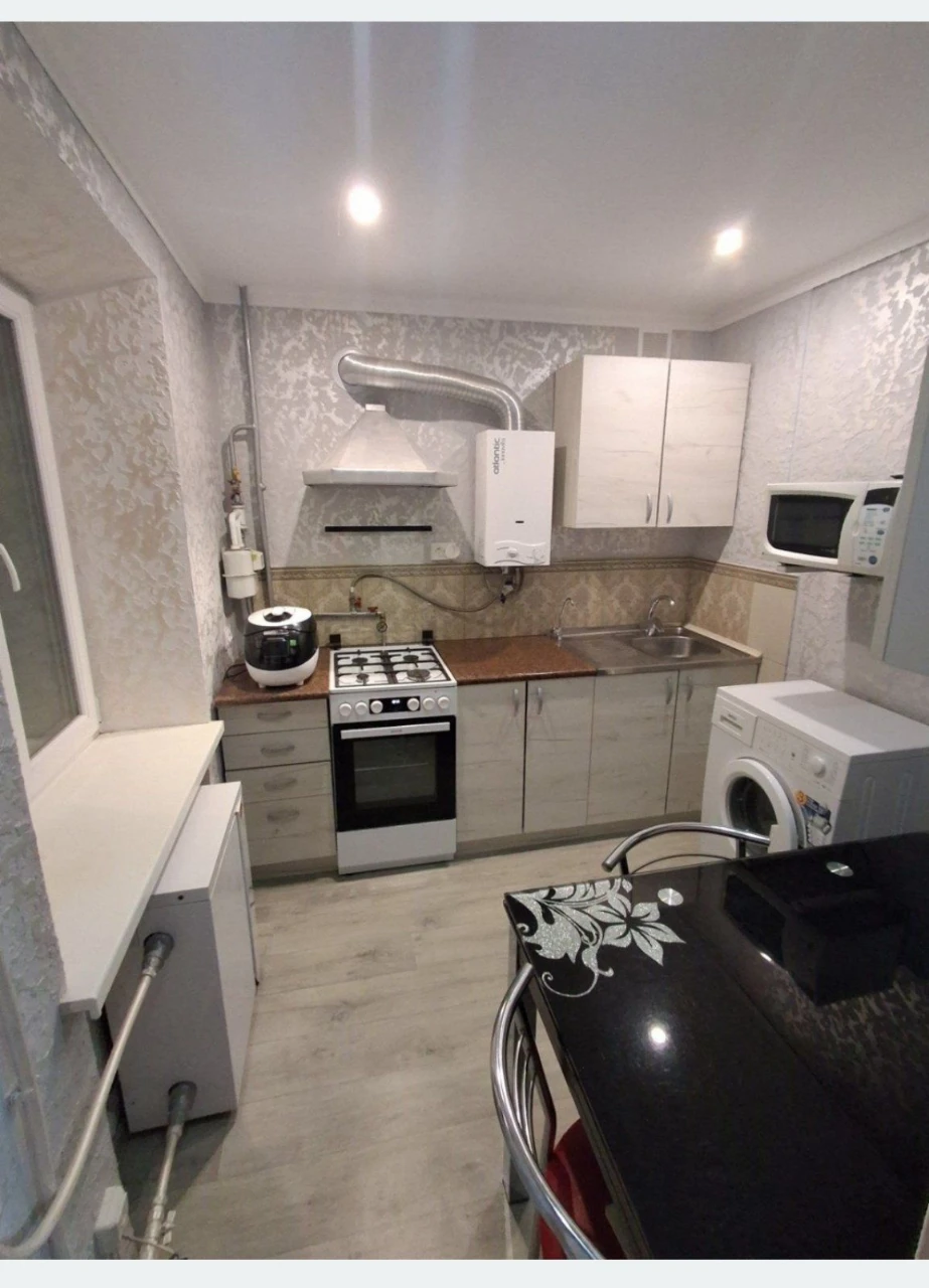 Selling 2-room apartment with independent heating