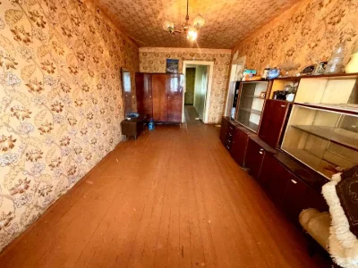 Apartment. Kryvyi Rih, University Street (Gagarin)