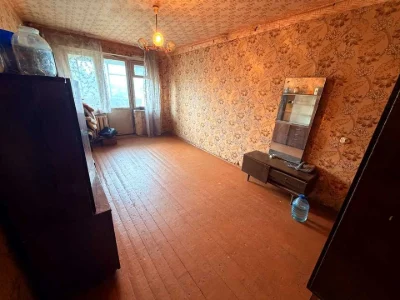Apartment. Kryvyi Rih, University Street (Gagarin)