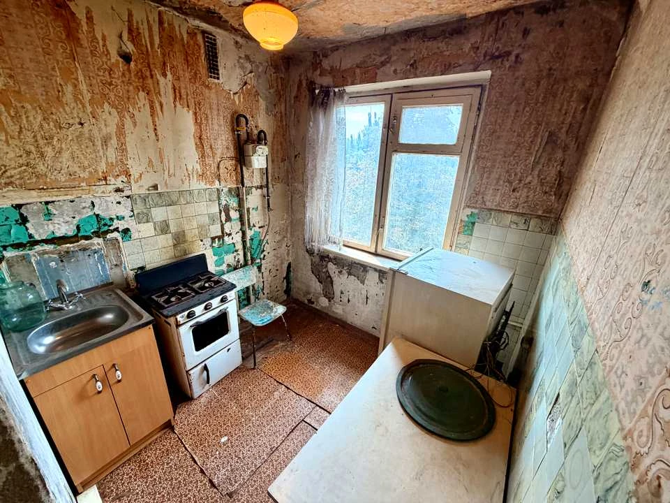 Apartment. Kryvyi Rih, University Street (Gagarin)