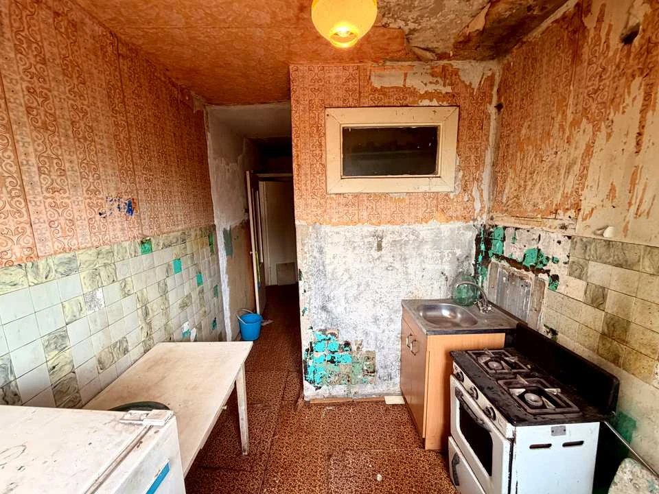 Apartment. Kryvyi Rih, University Street (Gagarin)