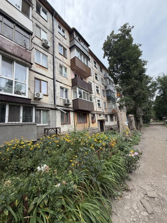 Продам Однокомнатную квартиру у.Виталия Матусевича Металурги