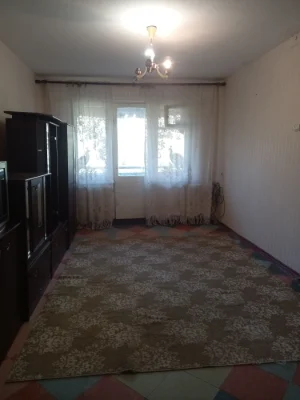 3 room apartment in building on Street Rekordnaya 17, 44th district