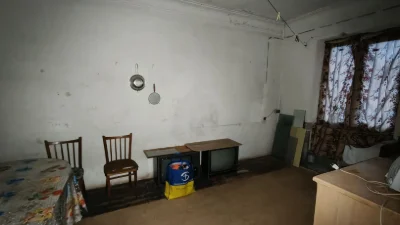 Продається велика 2-кімнатна квартира на "Рокуватій"