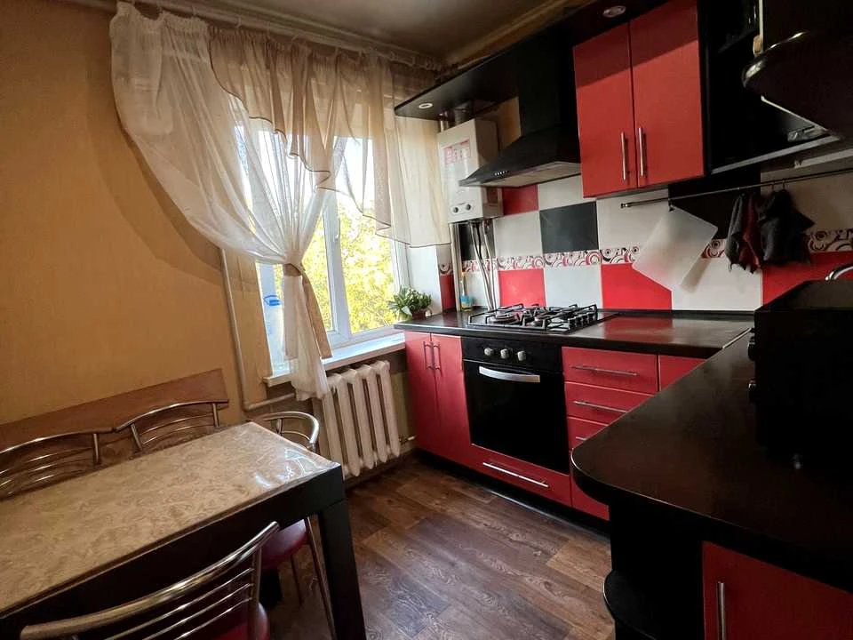 Apartment. Kryvyi Rih, Lysiaka st.