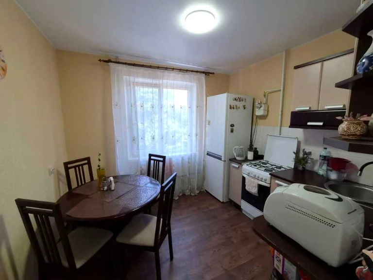 Apartment. Spaska Street, Krivoi Rog